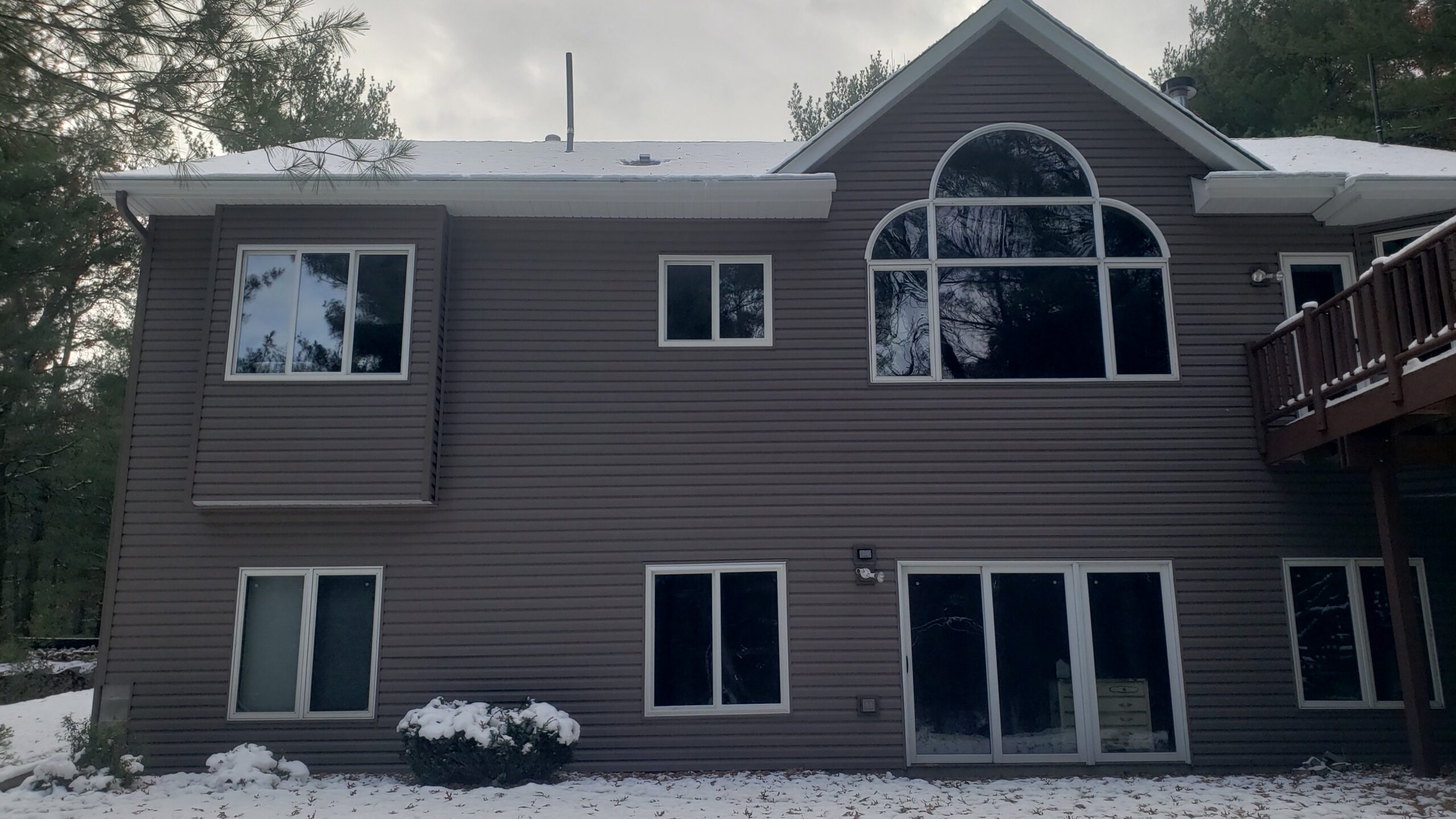 Photo of completed new windows at a Forest Lake, MN home.