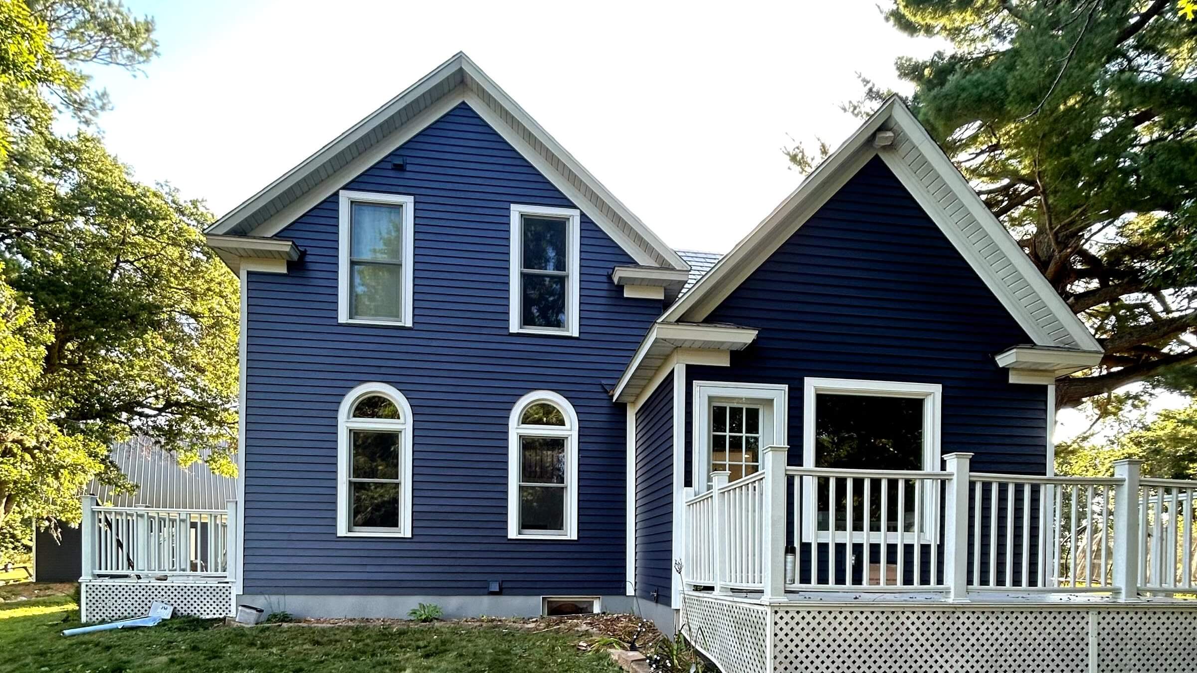 General Contractor updated total exterior after hail storm hit a North Branch, MN home after hail storm